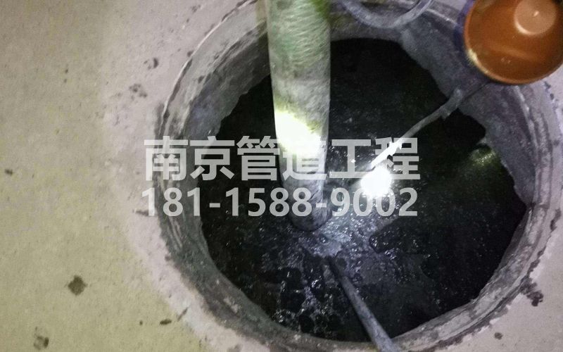 216溧水区清理化粪池